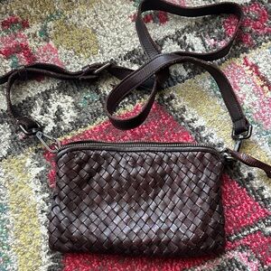 Elegant Brown Woven Leather Crossbody Bag